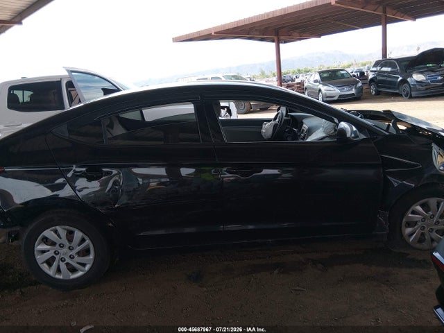 Hyundai ELANTRA SE 2017 5NPD74LF7HH208735 Image 13