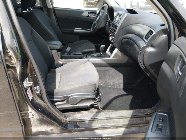 45687986 :رقم المزاد ، JF2SHACC5DH438177 vin ، 2013 Subaru Forester 2.5x Premium مزاد بيع