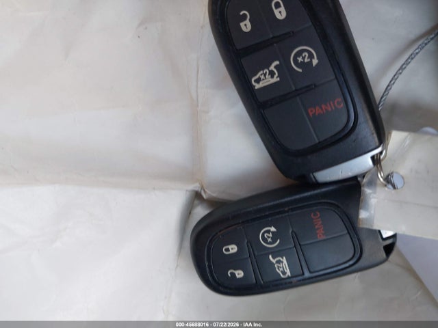 45688016 :رقم المزاد ، 1C4PJMDX8KD418599 vin ، 2019 Jeep Cherokee Limited 4x4 مزاد بيع