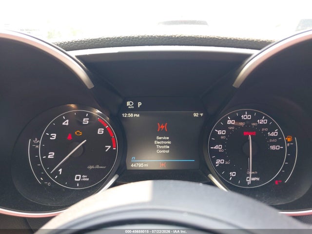 2023 Alfa Romeo Giulia Veloce Awd მანქანა იყიდება აუქციონზე, vin: ZARFANBN5P7674360, აუქციონის ნომერი: 45688015