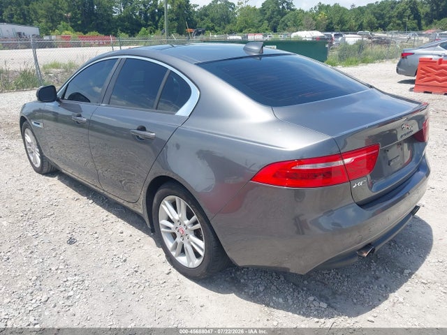 45688047 :رقم المزاد ، SAJAD4BG1HA947520 vin ، 2017 Jaguar Xe 25t Premium مزاد بيع