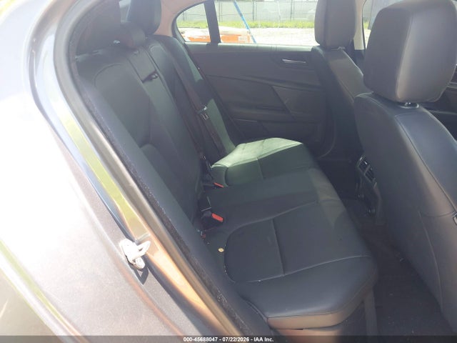 45688047 :رقم المزاد ، SAJAD4BG1HA947520 vin ، 2017 Jaguar Xe 25t Premium مزاد بيع
