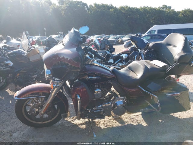 Harley-Davidson Flhtcu Ultra Classic Electra Gld 2015 1HD1FCM13FB673691 Image 12