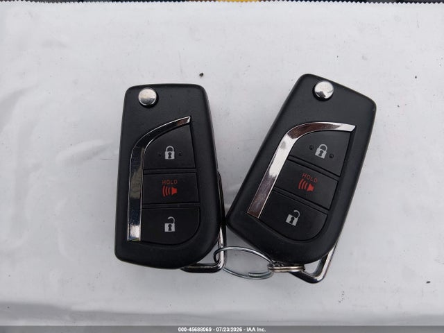 2T3MWRFV5KW017933 Toyota Rav4 Hybrid Le