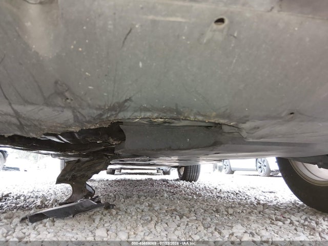 2T3MWRFV5KW017933 Toyota Rav4 Hybrid Le