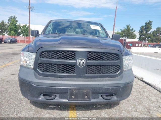 2018 Ram 1500 Tradesman  4x4 6'4 Box მანქანა იყიდება აუქციონზე, vin: 1C6RR7FT6JS306575, აუქციონის ნომერი: 45688086