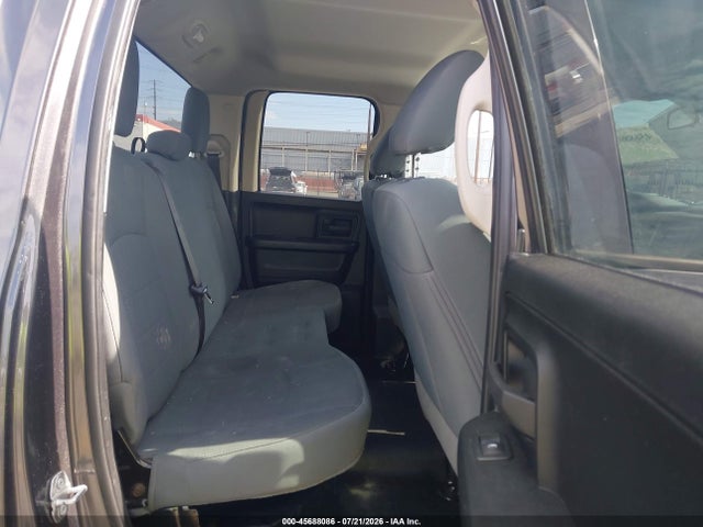 2018 Ram 1500 Tradesman  4x4 6'4 Box მანქანა იყიდება აუქციონზე, vin: 1C6RR7FT6JS306575, აუქციონის ნომერი: 45688086