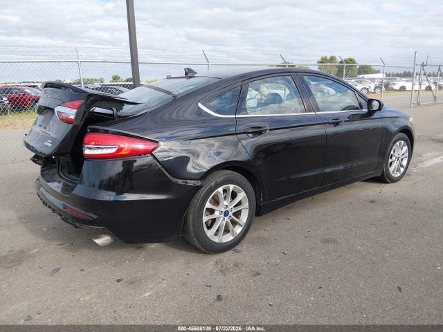 45688108 :رقم المزاد ، 3FA6P0HD2LR189998 vin ، 2020 Ford Fusion Se مزاد بيع