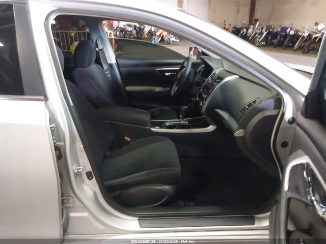 2013 Nissan Altima 2.5 მანქანა იყიდება აუქციონზე, vin: 1N4AL3AP4DN502758, აუქციონის ნომერი: 45688134