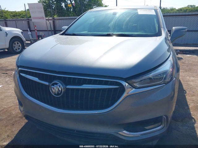45688203 :رقم المزاد ، 5GAERBKW5JJ248542 vin ، 2018 Buick Enclave Essence مزاد بيع