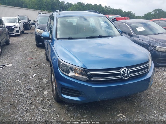 Auction sale of the 2017 Volkswagen Tiguan 2.0t S, vin: WVGBV7AX5HW504336, lot number: 45688210
