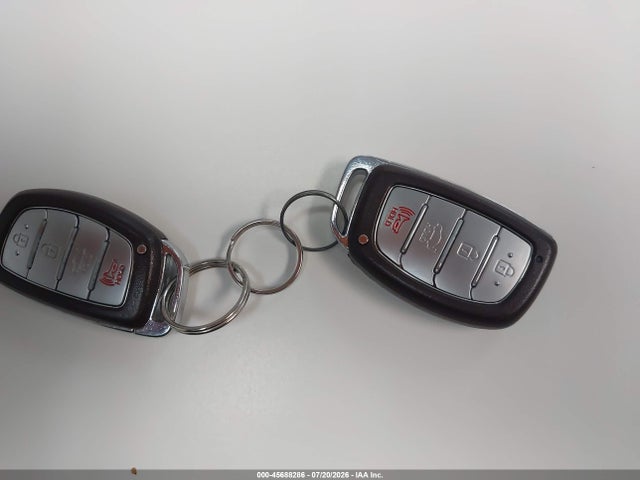Aukcja sprzedaży 2016 Hyundai Sonata Hybrid Se, vin: KMHE24L13GA038785, numer aukcji: 45688286