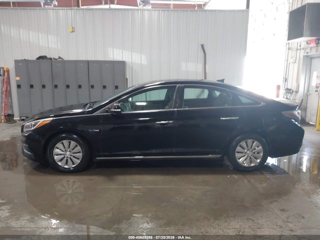 Aukcja sprzedaży 2016 Hyundai Sonata Hybrid Se, vin: KMHE24L13GA038785, numer aukcji: 45688286