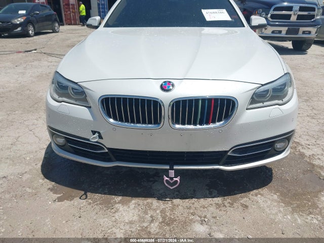 BMW 535i Xdrive 2014 WBA5B3C50ED535173 Image 12