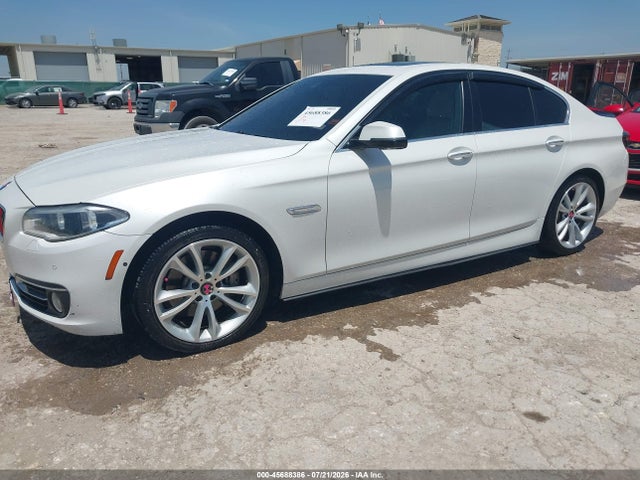 BMW 535i Xdrive 2014 WBA5B3C50ED535173 Image 2