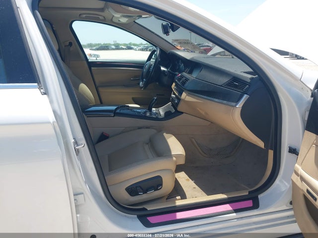 BMW 535i Xdrive 2014 WBA5B3C50ED535173 Image 5