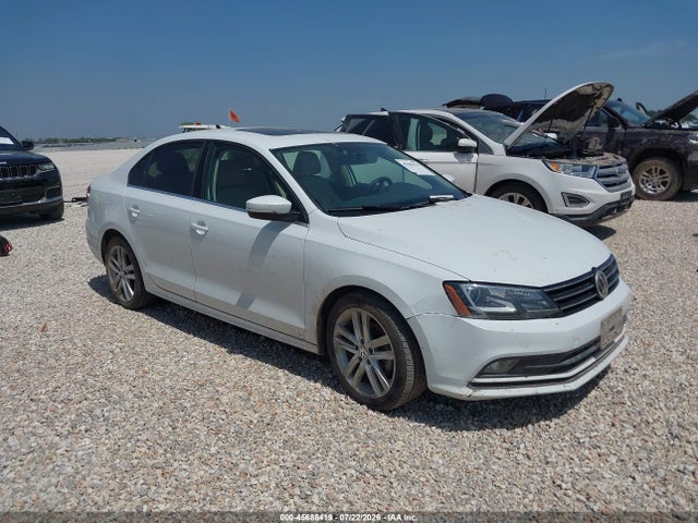 2015 Volkswagen Jetta 2.0l Tdi Sel მანქანა იყიდება აუქციონზე, vin: 3VWLA7AJ4FM210453, აუქციონის ნომერი: 45688419