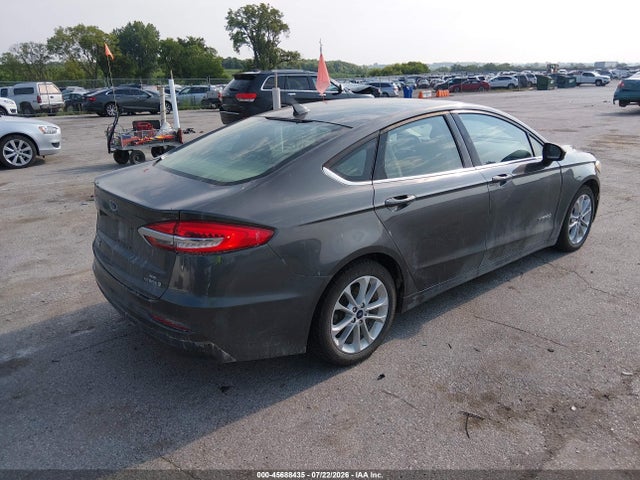 45688435 :رقم المزاد ، 3FA6P0LU5KR242019 vin ، 2019 Ford Fusion Hybrid Se مزاد بيع
