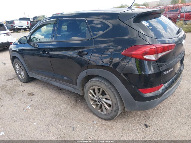 Hyundai TUCSON SE 2018 KM8J23A46JU634064 Image 3