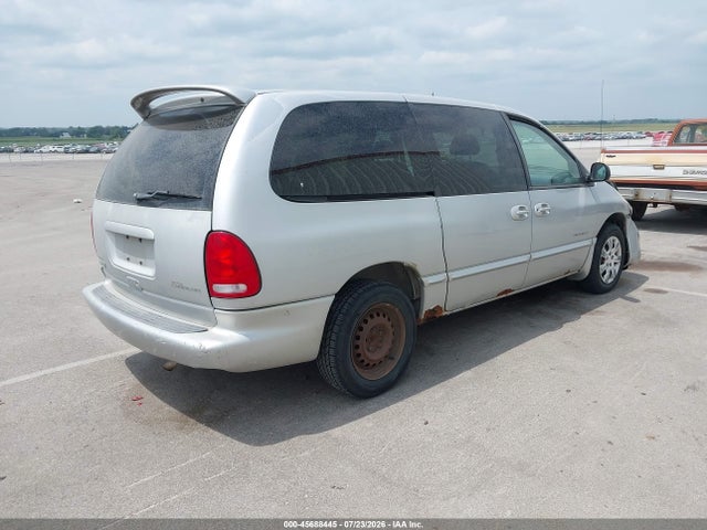 Продаж на аукціоні авто 2000 Dodge Caravan, vin: 1B4GP44G4YB542241, номер лоту: 45688445