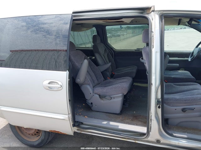 Продаж на аукціоні авто 2000 Dodge Caravan, vin: 1B4GP44G4YB542241, номер лоту: 45688445