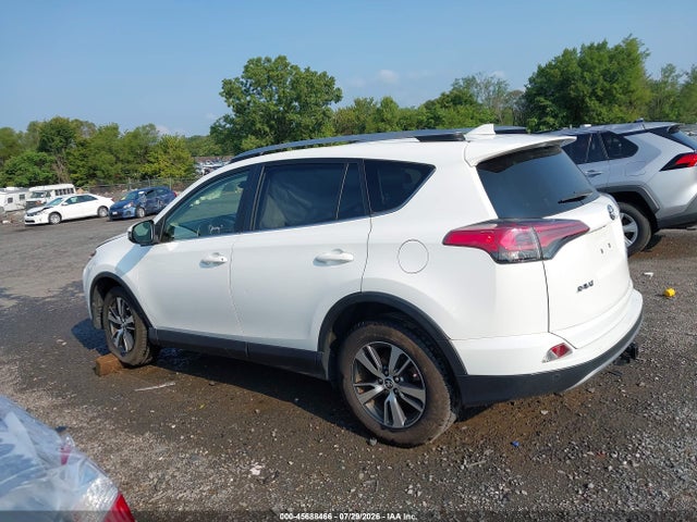45688466 :رقم المزاد ، JTMRFREV9JJ232266 vin ، 2018 Toyota Rav4 Xle مزاد بيع