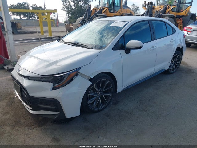 Toyota COROLLA SE 2020 5YFS4RCE0LP012720 Image 2
