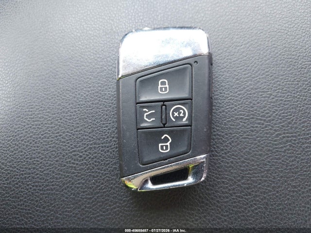 Auction sale of the 2021 Volkswagen Atlas 3.6l V6 Sel Premium, vin: 1V2TR2CA1MC533786, lot number: 45688487