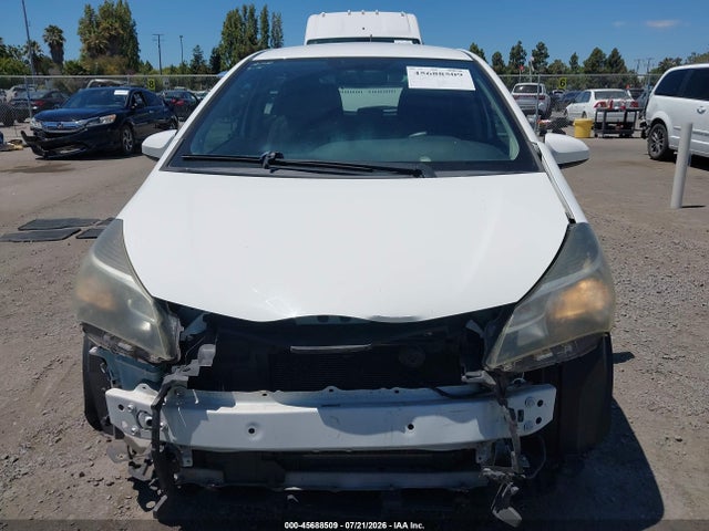 VNKKTUD3XFA023758 Toyota YARIS L