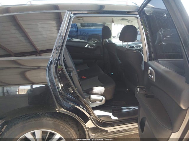 45688568 :رقم المزاد ، 5N1DR2MMXHC683153 vin ، 2017 Nissan Pathfinder S مزاد بيع