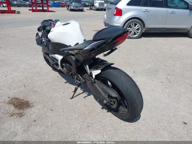 Kawasaki Zx636 E 2016 JKBZXJE17GA020668 Image 3