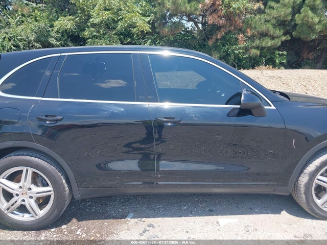 45688628 :رقم المزاد ، WP1AA2A24DLA06822 vin ، 2013 Porsche Cayenne مزاد بيع