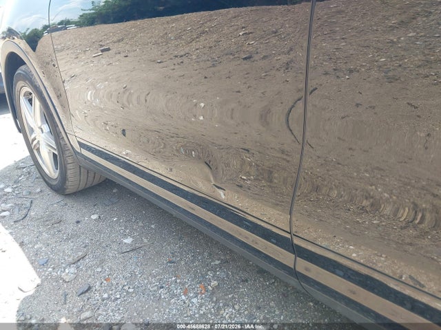45688628 :رقم المزاد ، WP1AA2A24DLA06822 vin ، 2013 Porsche Cayenne مزاد بيع