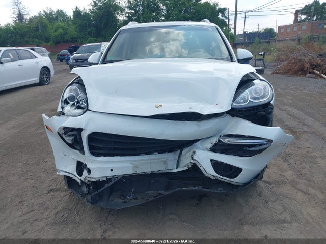 45688640 :رقم المزاد ، WP1AA2A22GKA37013 vin ، 2016 Porsche Cayenne مزاد بيع