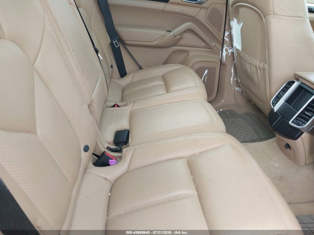 45688640 :رقم المزاد ، WP1AA2A22GKA37013 vin ، 2016 Porsche Cayenne مزاد بيع