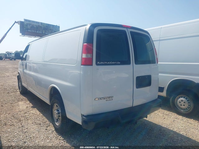 Chevrolet Express 3500 Work Van 2015 1GCZGUCG0F1283697 Image 3