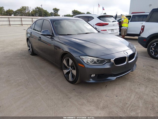 45688672 :رقم المزاد ، WBA3F9C54DF483886 vin ، 2013 Bmw Activehybrid 3 مزاد بيع
