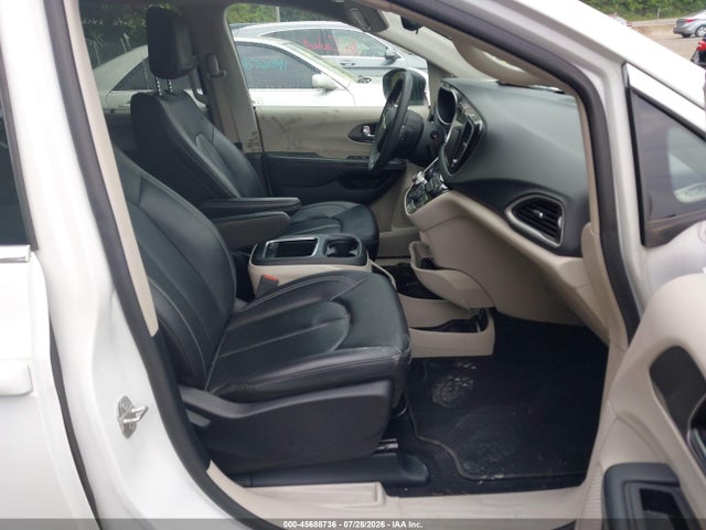 Продаж на аукціоні авто 2023 Chrysler Pacifica Touring L, vin: 2C4RC1BG0PR616229, номер лоту: 45688736