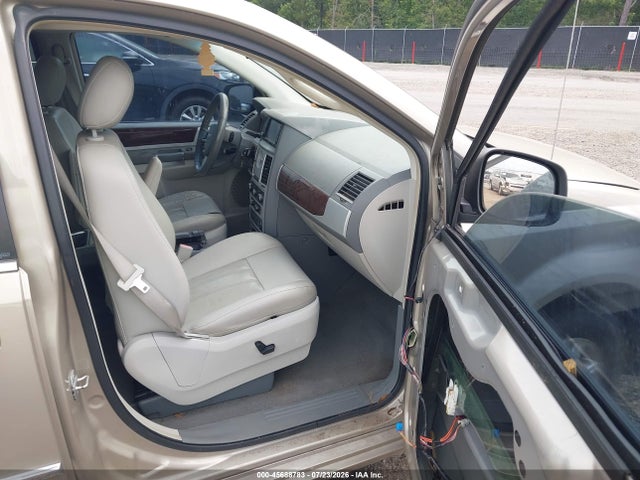 Продажа на аукционе авто 2009 Chrysler Town & Country Touring, vin: 2A8HR54179R640033, номер лота: 45688783