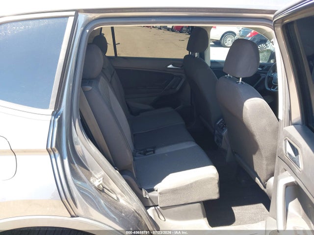 3VV1B7AX3KM181941 Volkswagen Tiguan 2.0t S
