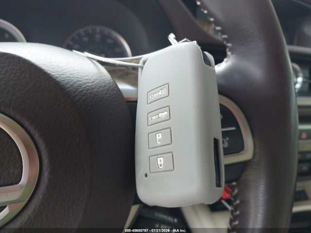 Lexus ES 350 2016 JTHBK1GG8G2220026 Image 11