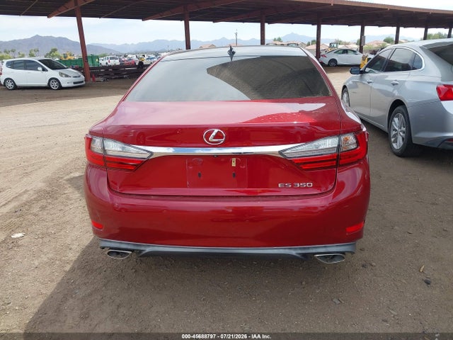 Lexus ES 350 2016 JTHBK1GG8G2220026 Image 16