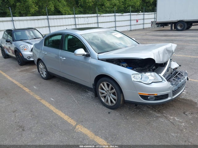 2010 Volkswagen Passat Komfort მანქანა იყიდება აუქციონზე, vin: WVWJK7AN2AE076440, აუქციონის ნომერი: 45688829