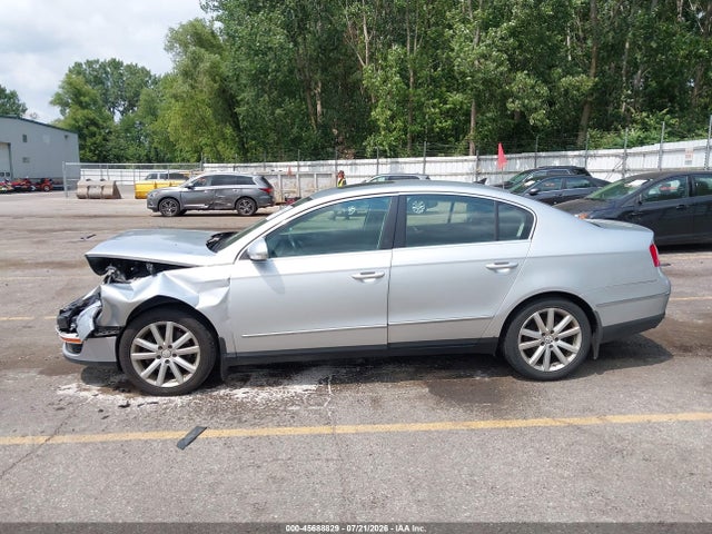 2010 Volkswagen Passat Komfort მანქანა იყიდება აუქციონზე, vin: WVWJK7AN2AE076440, აუქციონის ნომერი: 45688829