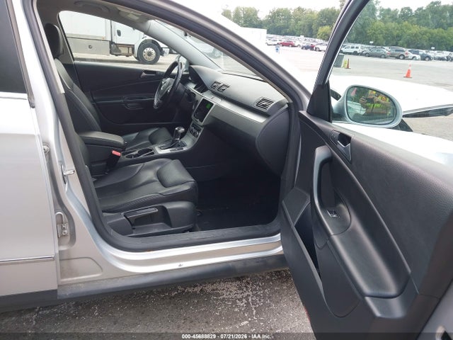 2010 Volkswagen Passat Komfort მანქანა იყიდება აუქციონზე, vin: WVWJK7AN2AE076440, აუქციონის ნომერი: 45688829