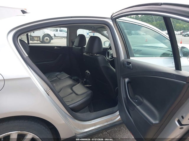2010 Volkswagen Passat Komfort მანქანა იყიდება აუქციონზე, vin: WVWJK7AN2AE076440, აუქციონის ნომერი: 45688829