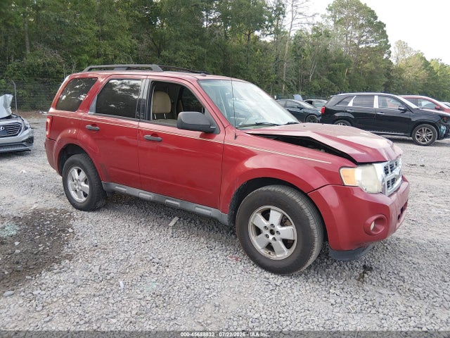 45688832 :رقم المزاد ، 1FMCU9D7XBKB35213 vin ، 2011 Ford Escape Xlt مزاد بيع