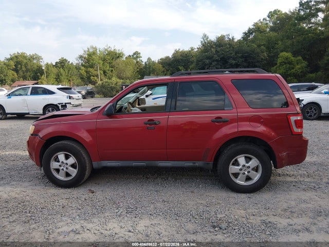 45688832 :رقم المزاد ، 1FMCU9D7XBKB35213 vin ، 2011 Ford Escape Xlt مزاد بيع