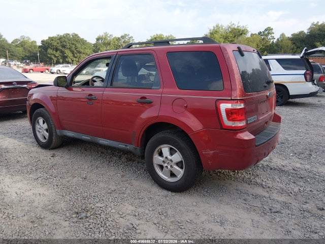 45688832 :رقم المزاد ، 1FMCU9D7XBKB35213 vin ، 2011 Ford Escape Xlt مزاد بيع