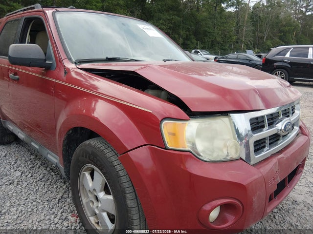 45688832 :رقم المزاد ، 1FMCU9D7XBKB35213 vin ، 2011 Ford Escape Xlt مزاد بيع